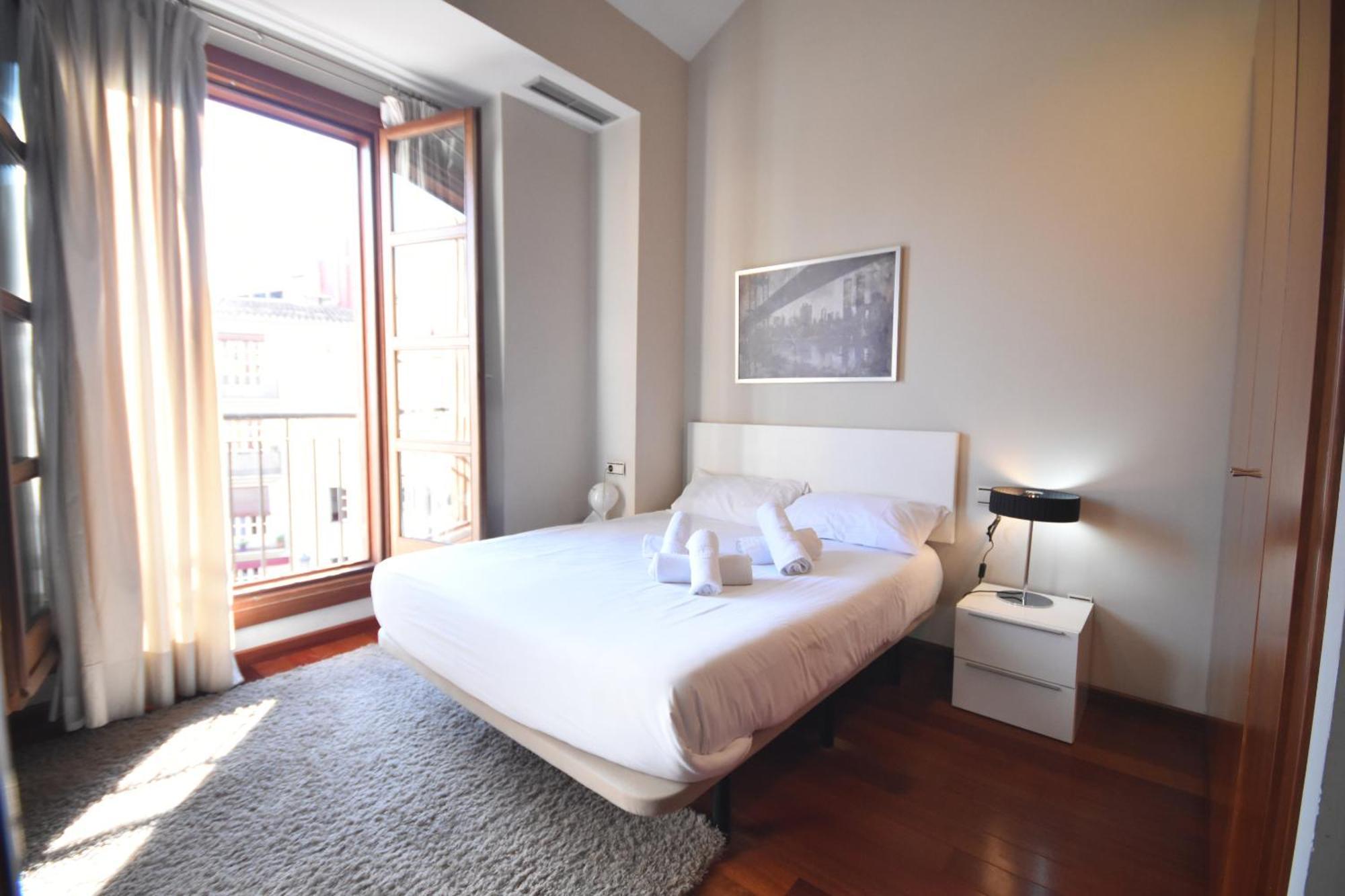 Precioso Apartamento En La Plaza Del Tossal Valencia Exterior photo